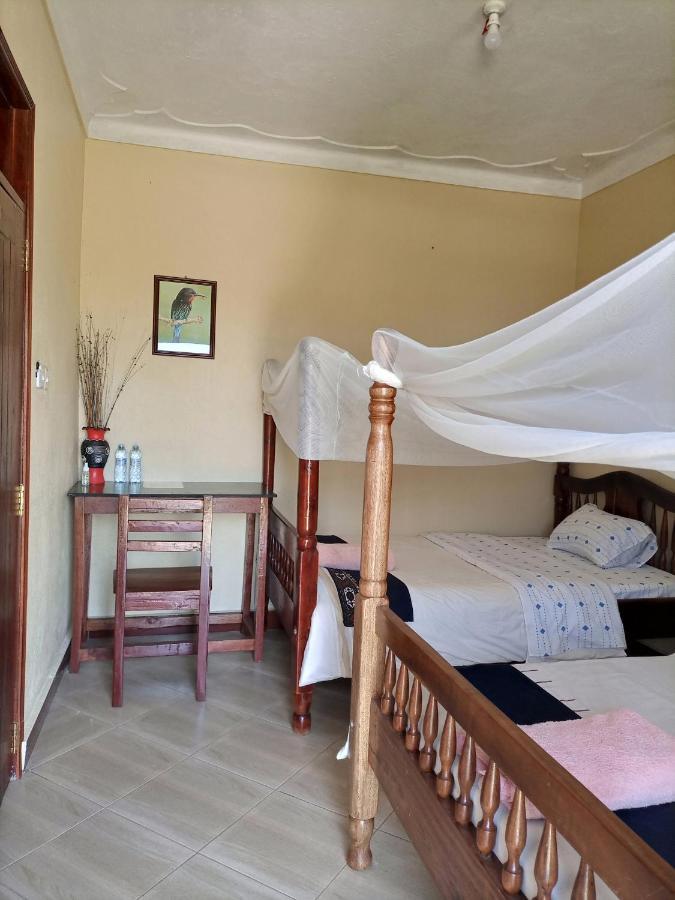 Pross Residence Masindi Exterior photo